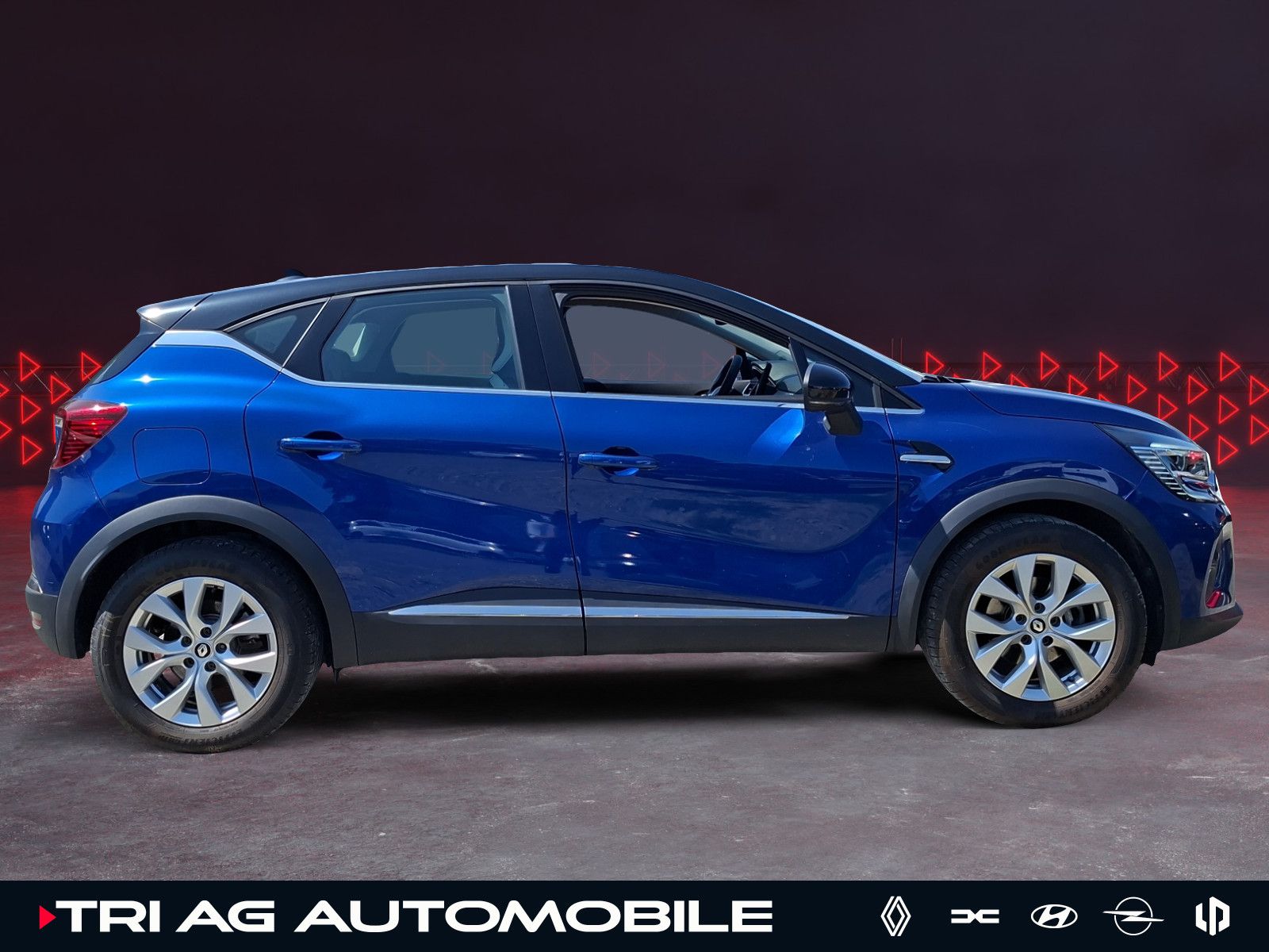 Renault CAPTUR II INTENS E-TECH Plug-in 160  Navigation  imagem 2