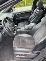 Audi Q7 V12 Optik - Audi: V12