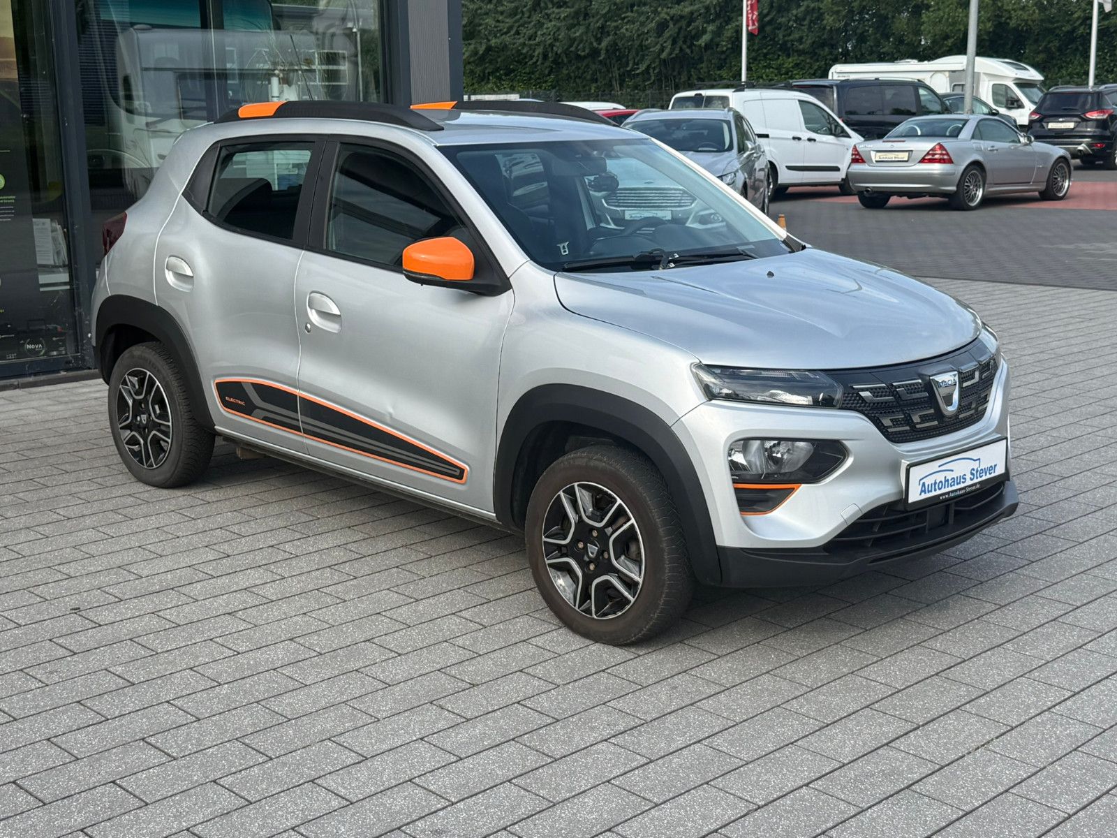 Fahrzeugabbildung Dacia Spring Electric Comfort Plus