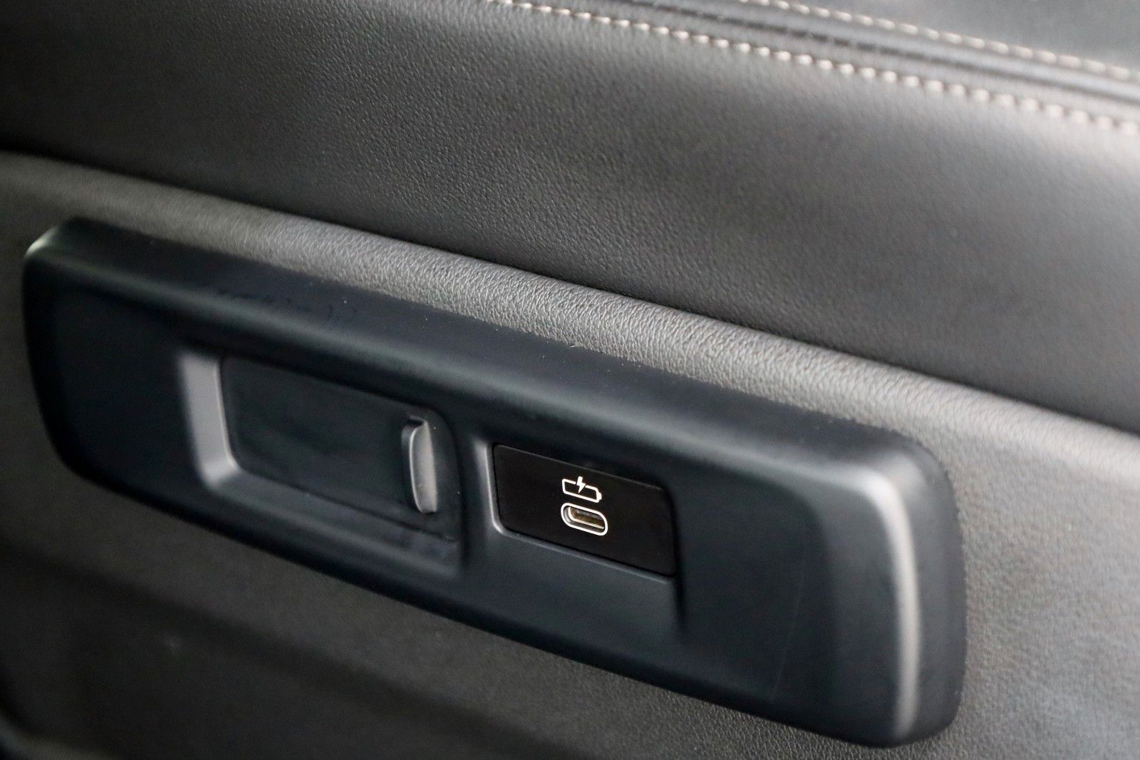 Fahrzeugabbildung BMW X5 xDrive 30d Leder,Navi,LED,PanDach,HeadUp,360°