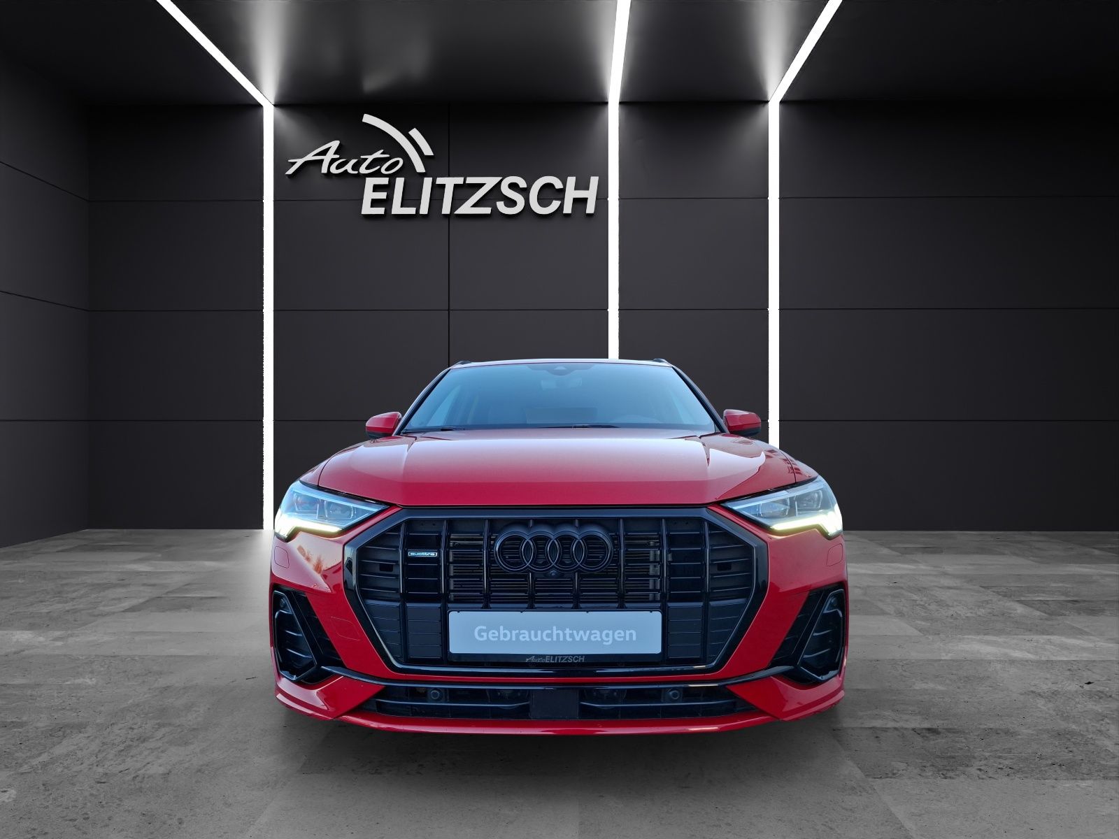 Fahrzeugabbildung Audi Q3 45 TFSI quattro S-Line S-tronic Standhzg Matr