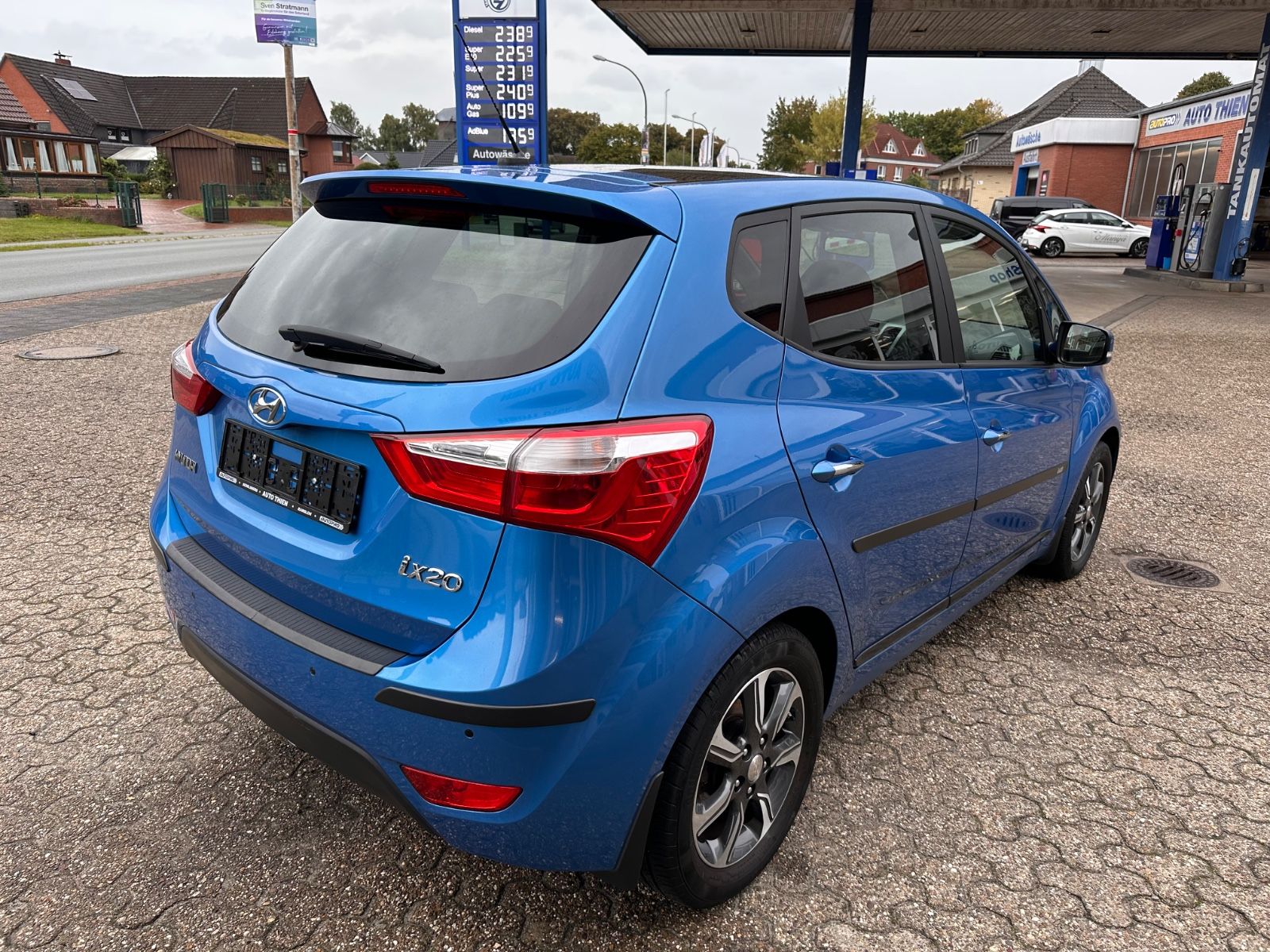 Fahrzeugabbildung Hyundai ix20 blue Passion 1.4 Pano/Kamera/Navi/SHZ/GRA