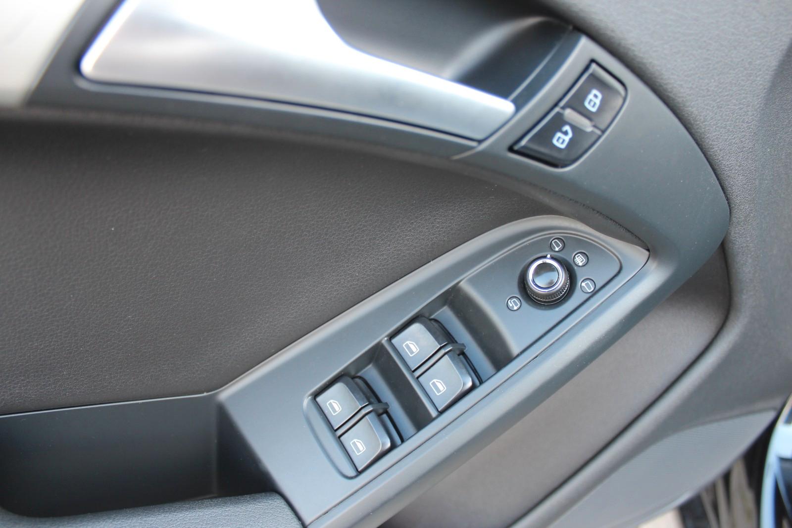 Audi A5 Cabriolet 2.7 TDI V6 190 ch – BVM – 111 000 km – Cuir – Navi – Sièges chauffants