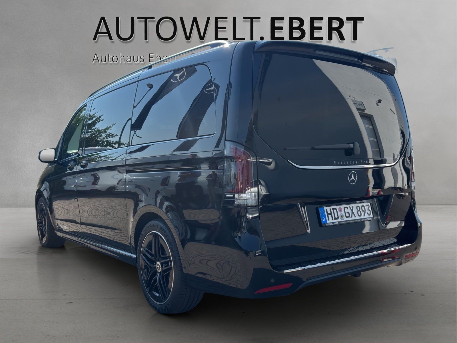 Fahrzeugabbildung Mercedes-Benz V 300 d STYLE Lang MBUX WinterPa AMG Line