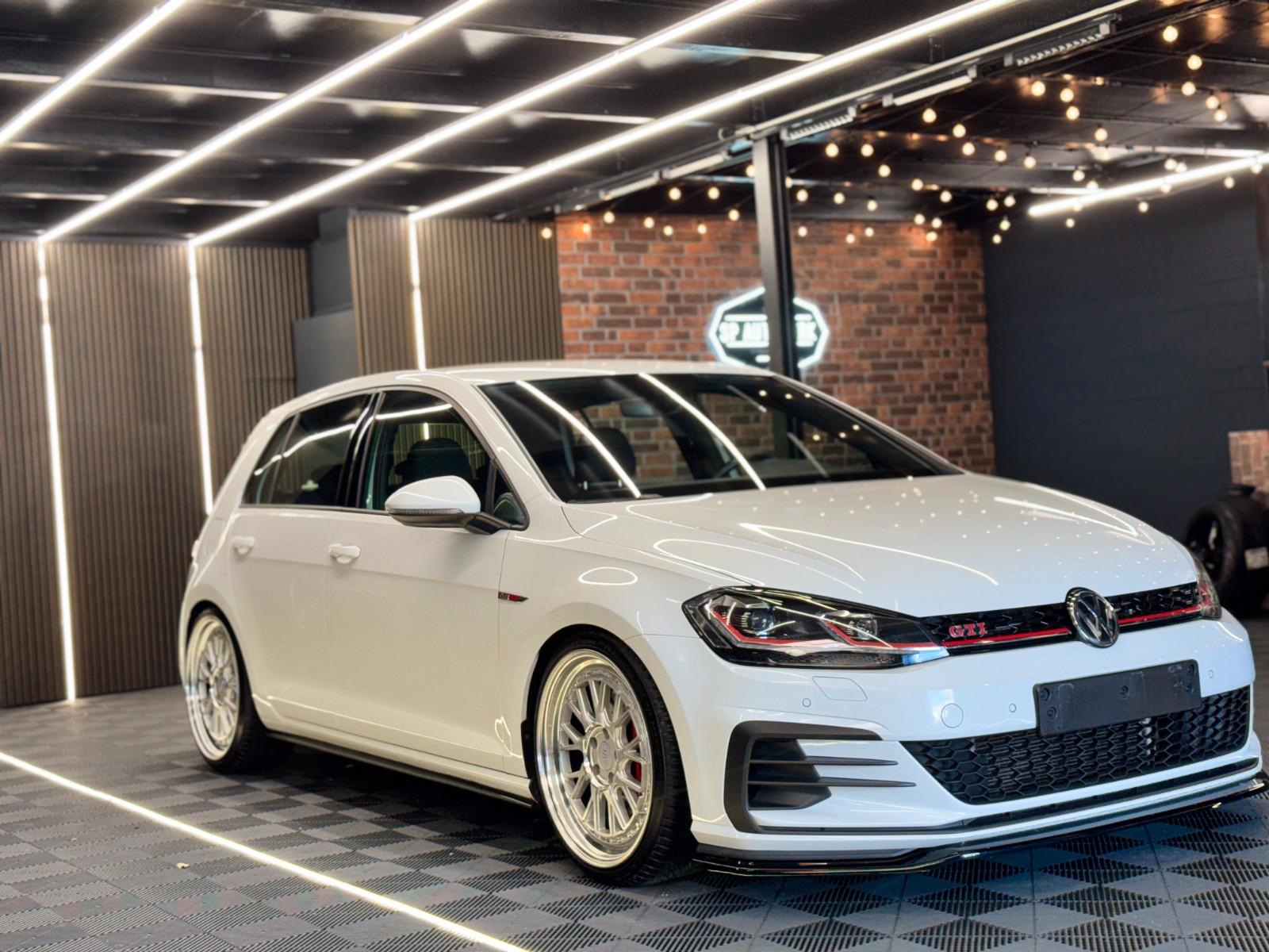 Volkswagen Golf VII Lim. GTI Performance BMT