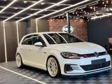 Volkswagen Golf VII Lim. GTI Performance BMT - Volkswagen Golf: Allradantrieb