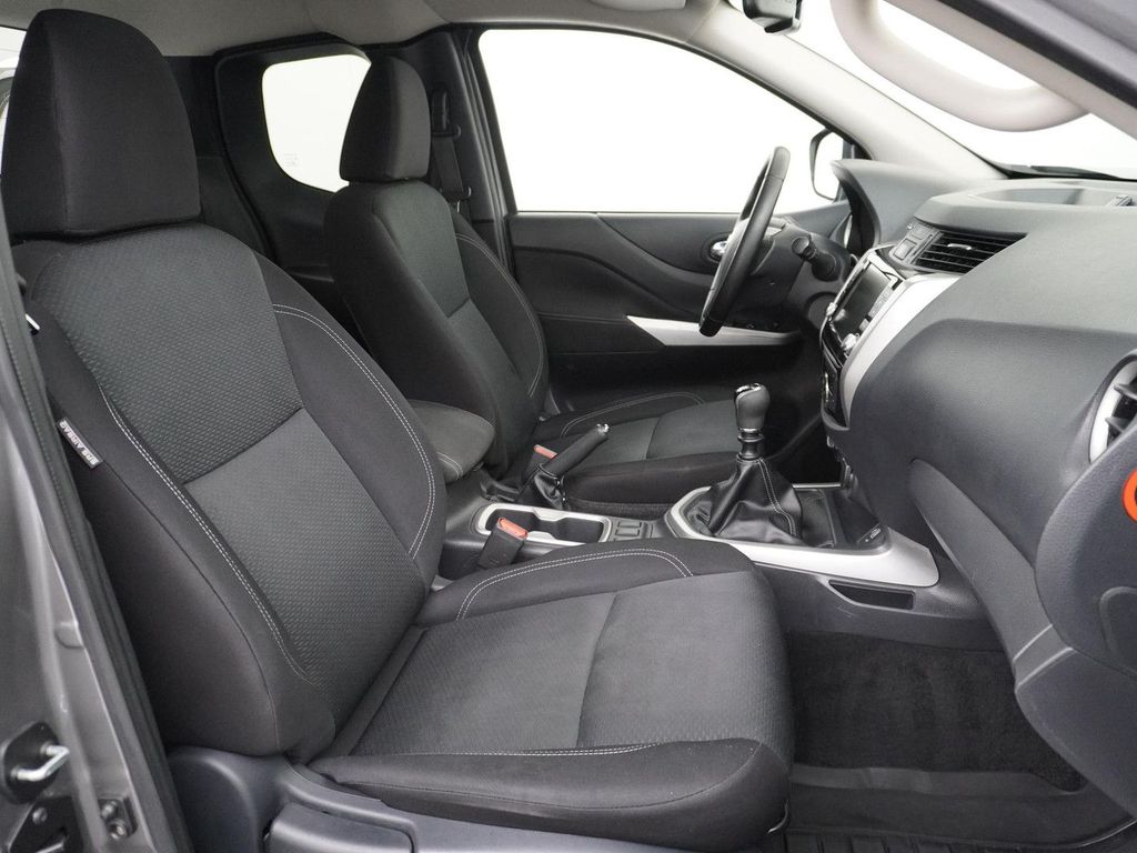Nissan Navara 2.3 dCi N-Connecta King Cab AHK | Cruise