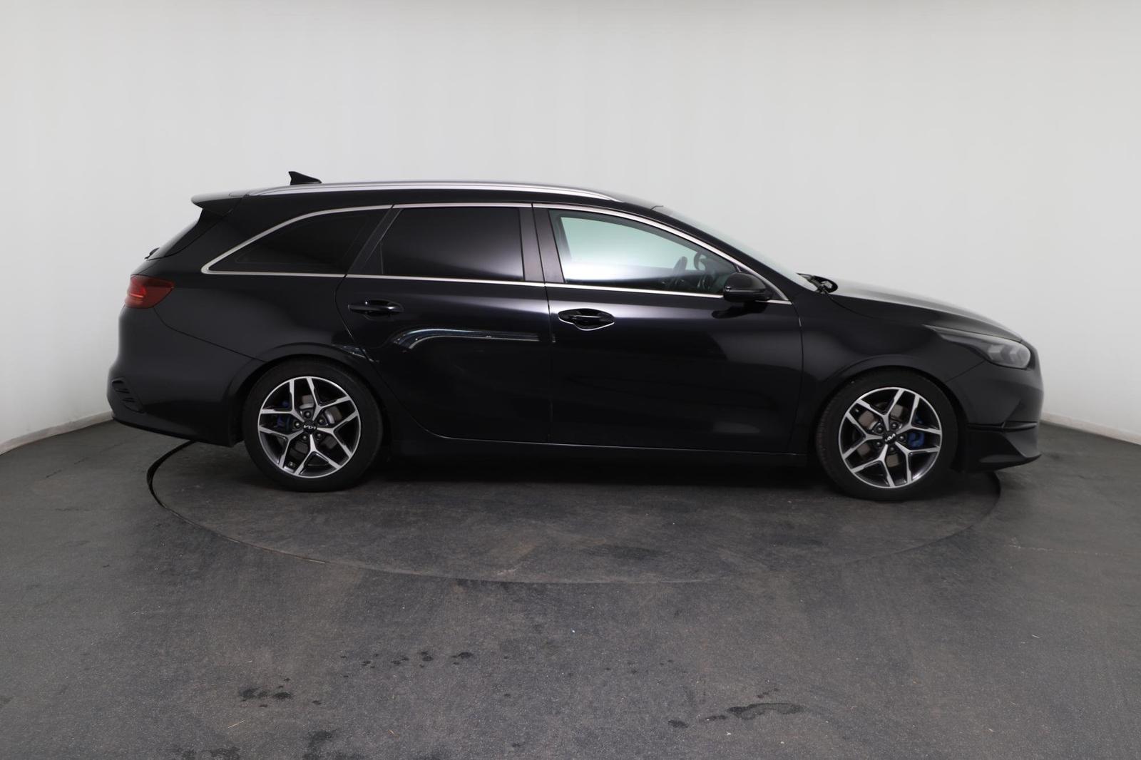 Kia Ceed SW 1.5 T-GDI Spirit *ACC*LED*SHZ*PDC*Kamera