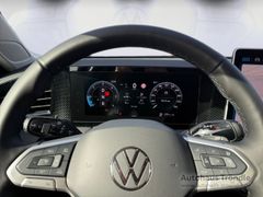 VW Passat Business 2.0 l TDI DSG Bluetooth Navi LED