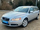 Volvo V70 Kombi *Teilleder *SHZ *AHK *Zahnriemen NEU ! - Volvo V70 aus 2010