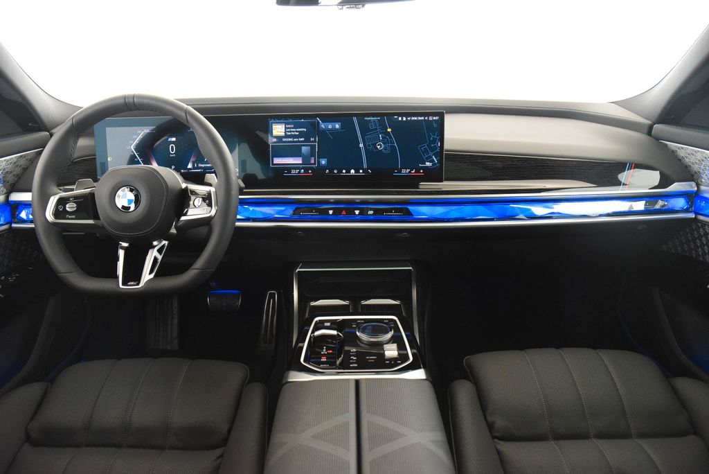 BMW 740