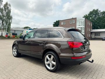 Audi Q7 - 8