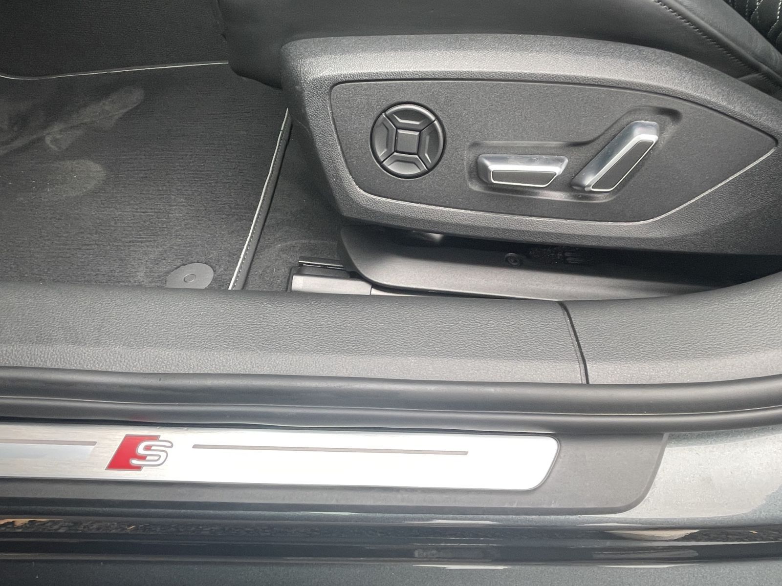 Audi S6 - Bild 22