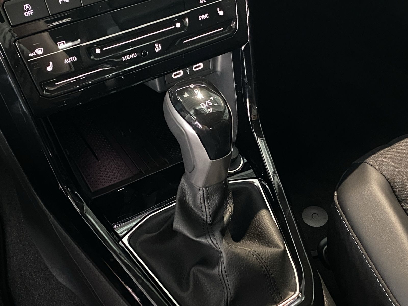 Volkswagen T-Cross - Bild 17