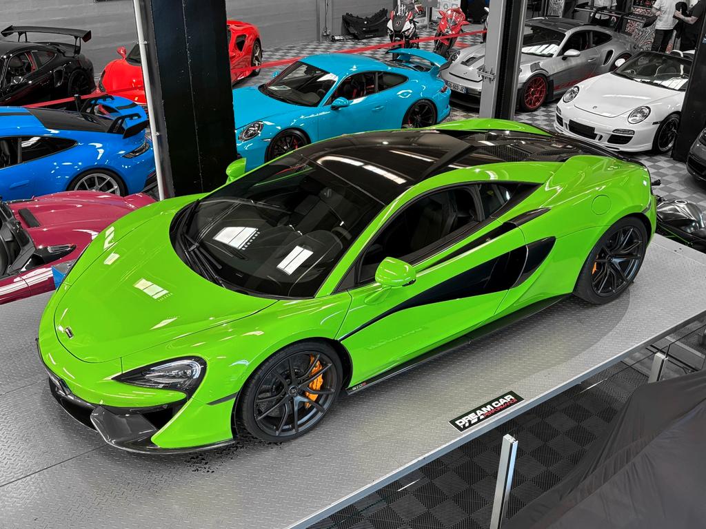 McLaren 570S - MANTIS GREEN - LIFT - CARBONE