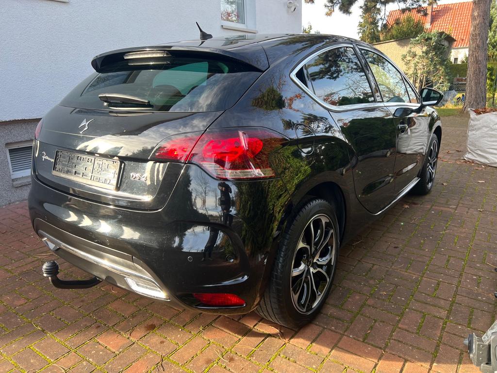 DS Automobiles DS4