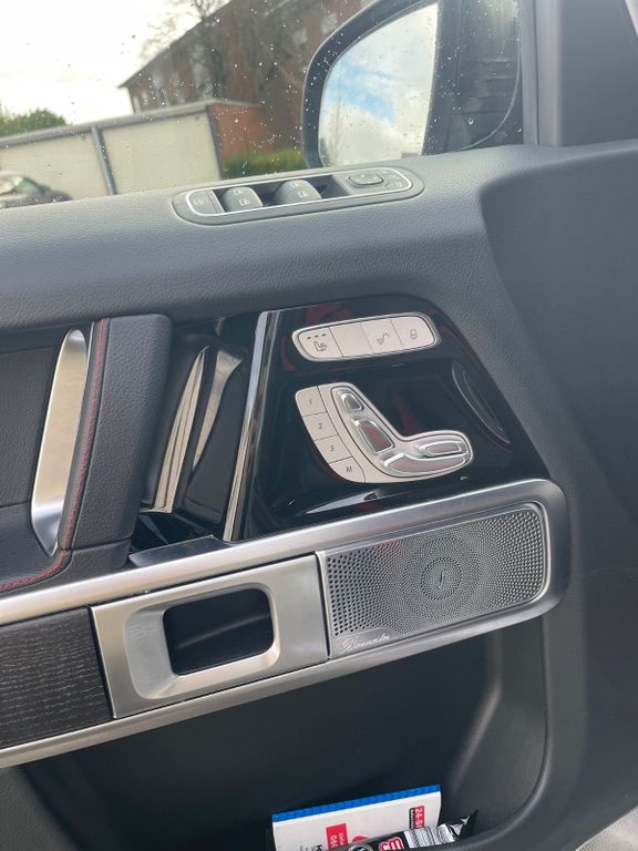 Mercedes-Benz G 400
