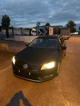 Volkswagen Vw Passat 1.8T !!Motor Neu!! - Volkswagen Passat aus 2012: Kombi