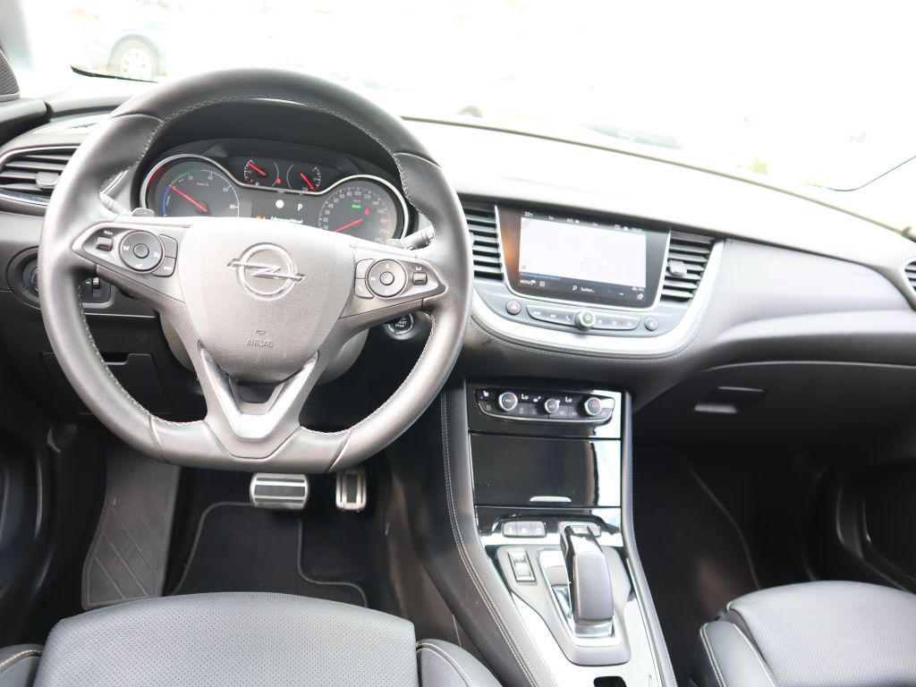 Fahrzeugabbildung Opel Grandland X Plug-in-Hybrid4 Ultimate+Leder+Navi+