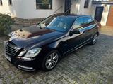 Mercedes-Benz E 200 CDI BlueEFFICIENCY AVANTGARDE 