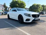 Mercedes-Benz E 43 AMG Mercedes-AMG E 43 4MATIC Autom. Mer...