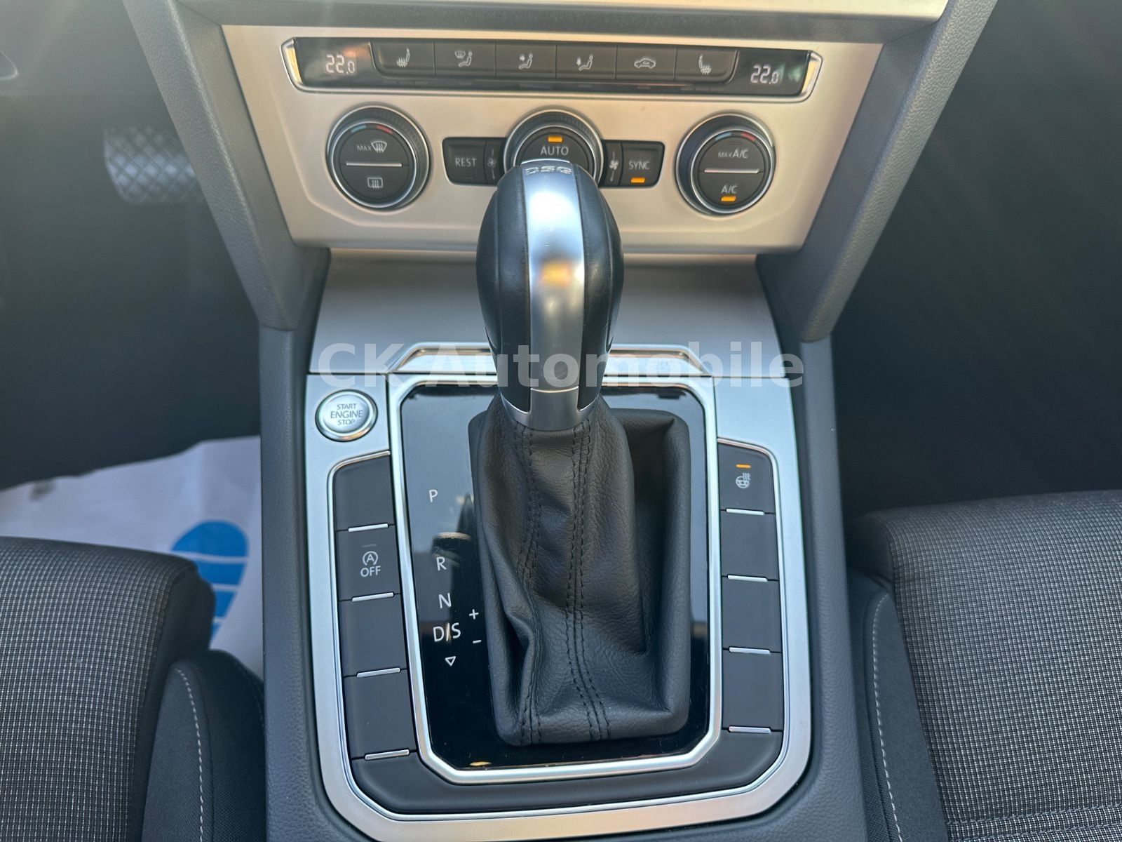 Fahrzeugabbildung Volkswagen Passat Variant Comfortline 2.0TDI/DSG/LED/AHK