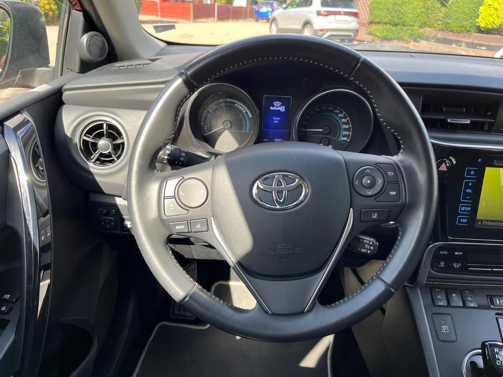 Toyota Auris Touring Sports