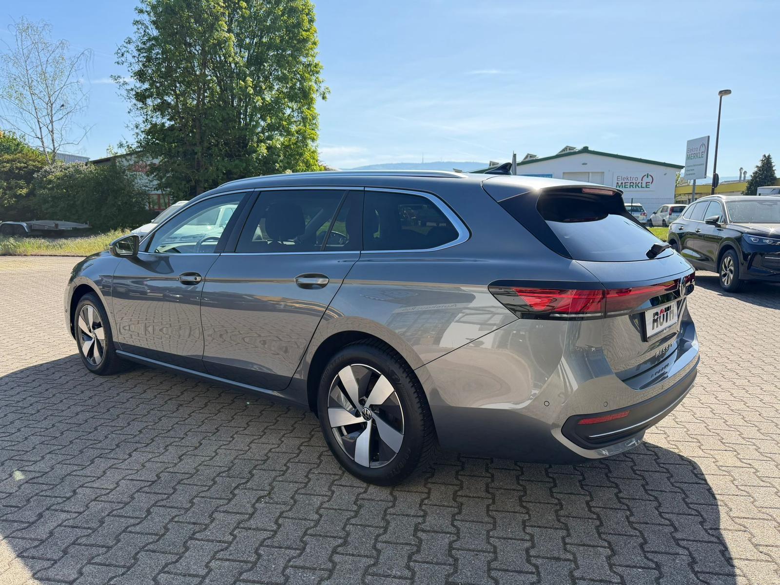 Volkswagen Passat 1.5 eTSI Business *Navi*LED*ACC, миниатюра 3