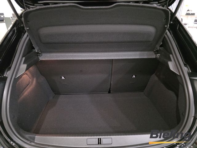 208 GT HYBRID 145 e-DSC6 Vollausstattung
