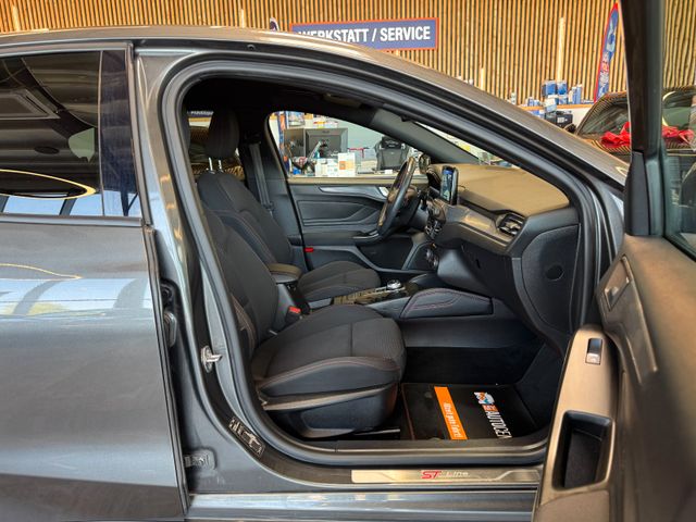 MYAUTOCENTER – Gebraucht- und Jahreswagen mit Werkstattservice in Pfaffenhofen Ford Focus *KEYLES*HEAD-UP*LKHZ*2-ZONEN*ACC*VOLL*