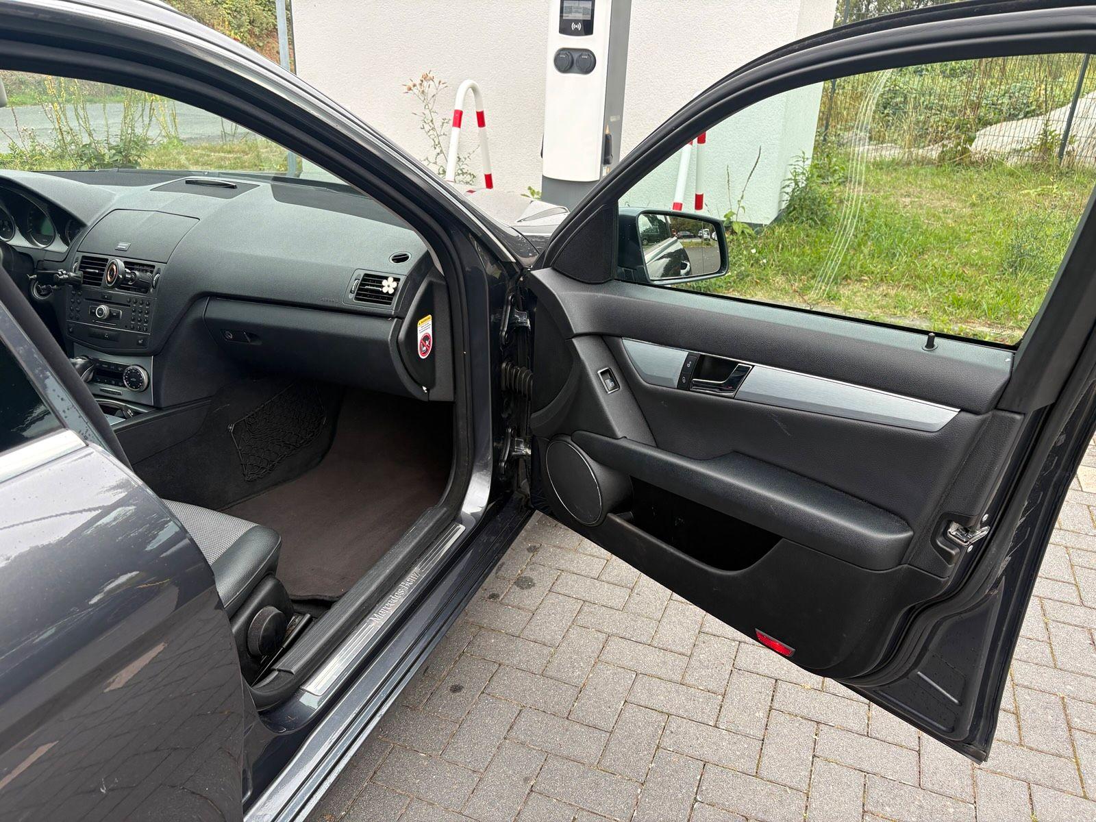Mercedes-Benz E250 2010 — photo 6