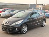 Peugeot 207 CC 1,6L Cabrio-Coupe Platinum - Peugeot Gebrauchtwagen von 2011