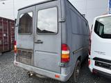 Mercedes-Benz Sprinter 211 CDI, 2 Hand, AHK - gebrauchte Mercedes-Benz Sprinter aus dem Jahr 2000