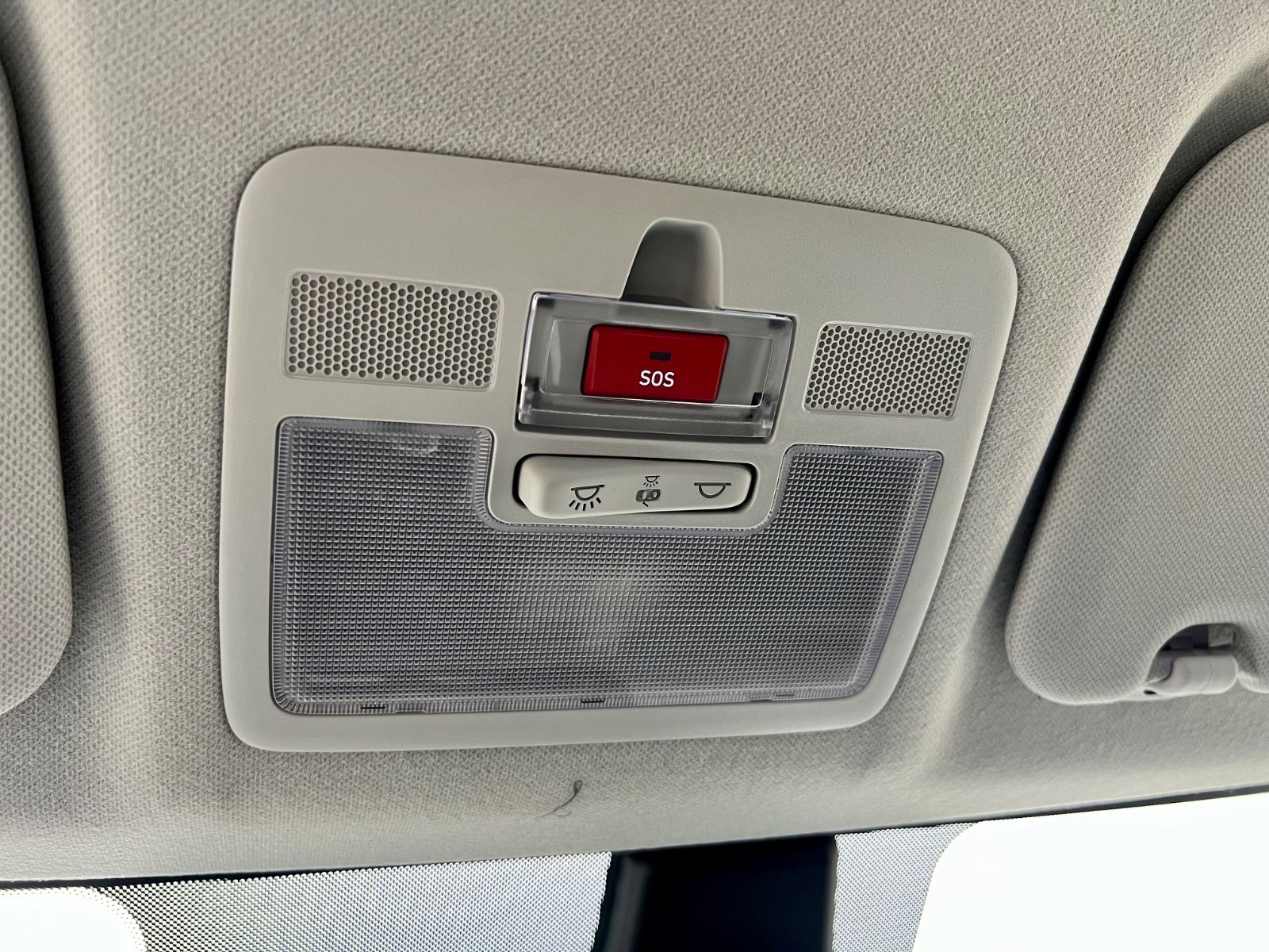 HYUNDAI i10 Trend KLIMA KAMERA NAVI SHZ