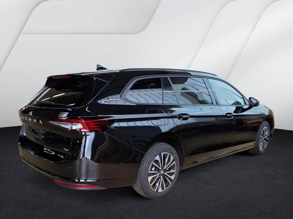 Skoda Superb - Bild 3
