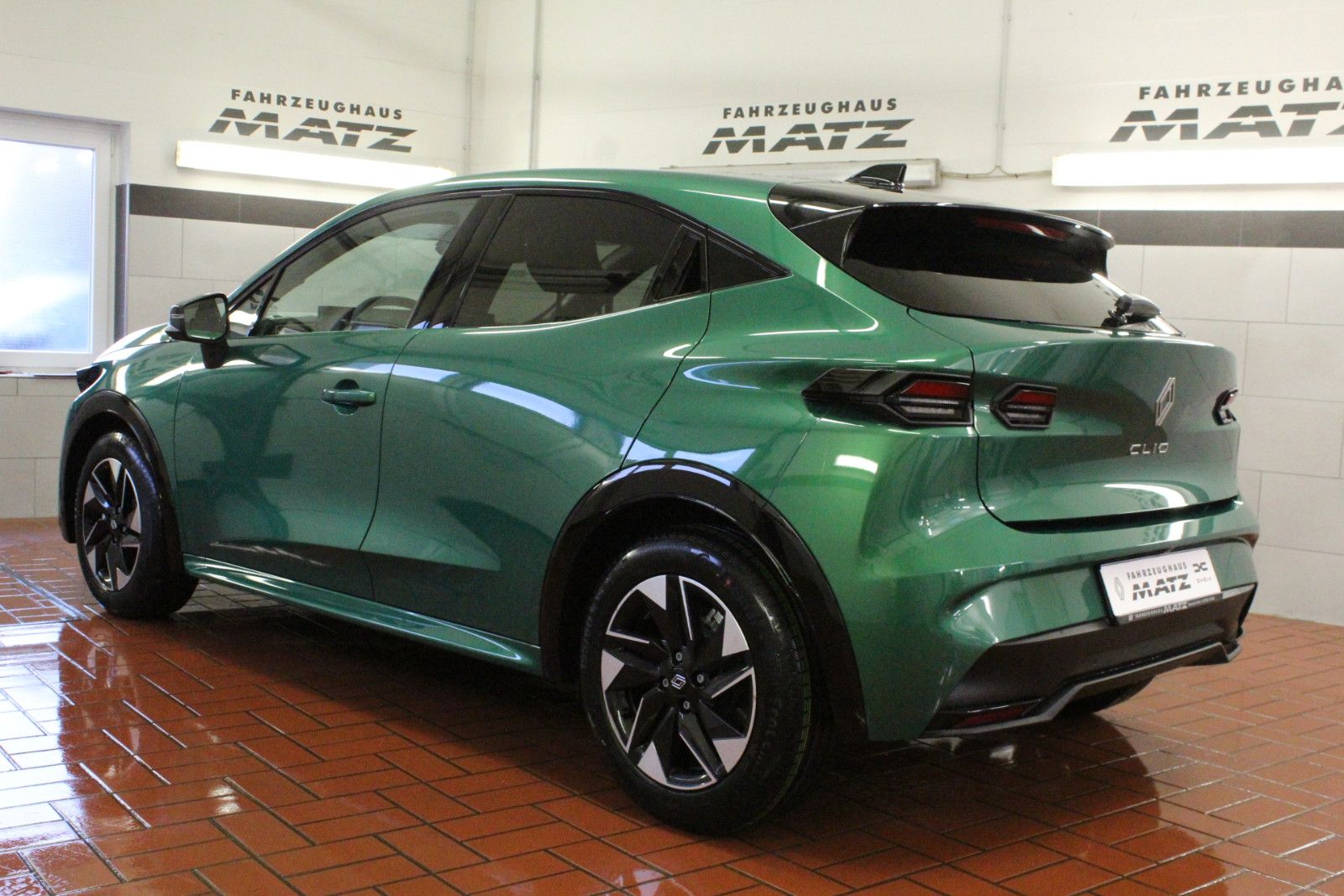 Fahrzeugabbildung Renault Clio TCe 115 Techno *Winter-Paket*Rückfahrkamera