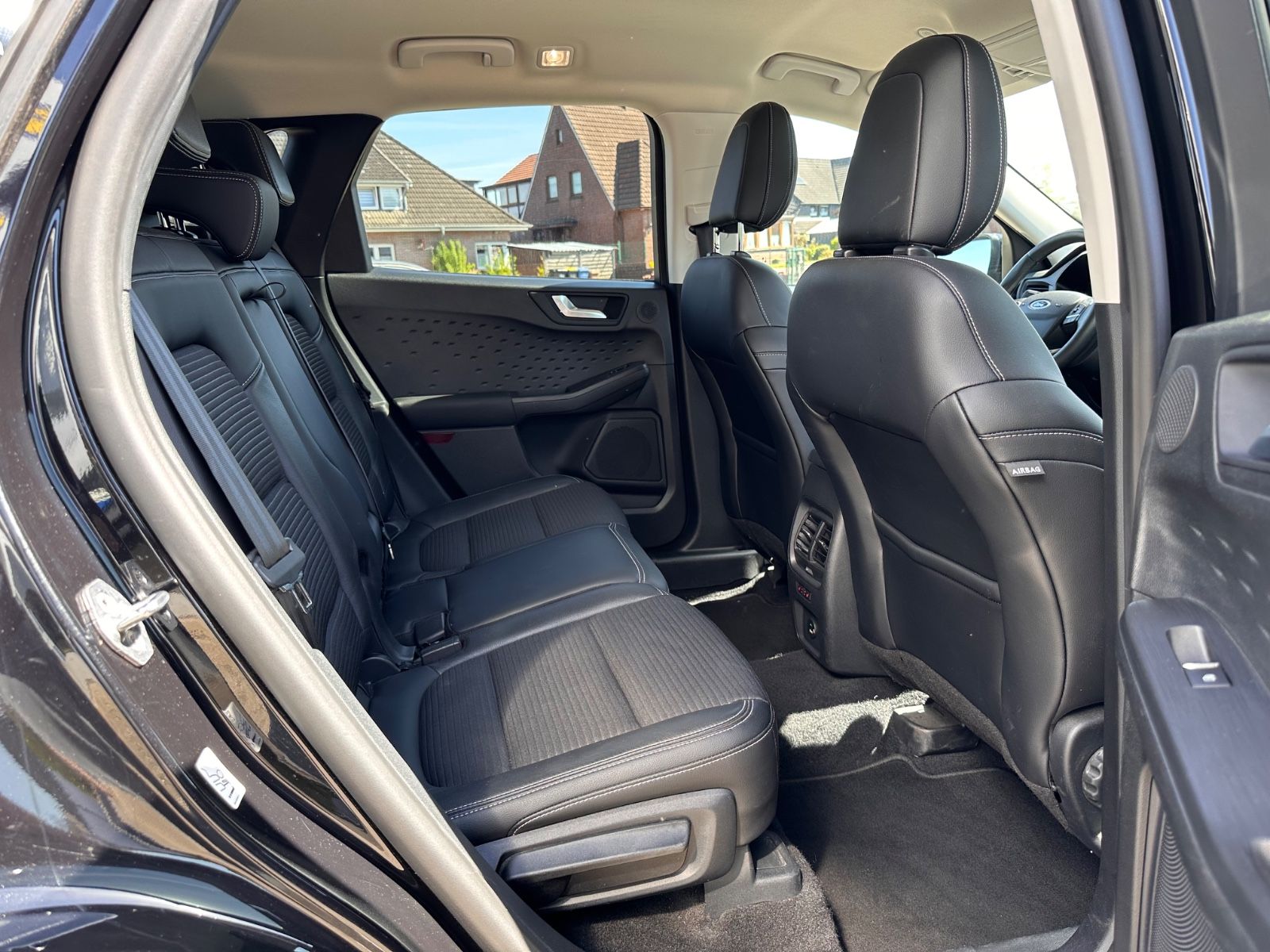 Fahrzeugabbildung Ford Kuga 2.0 EcoBlue Titanium X AHK/Navi/ACC/eHeck