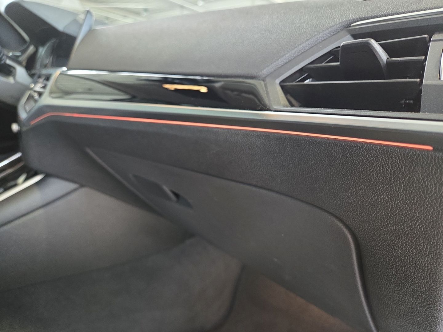 BMW 318 d Touring Sport Line Navi Digitales Cockpit  foto 16