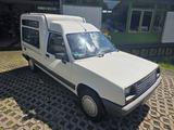 Renault Rapid mit AHK sehr sauber - Renault Rapid: Kombi