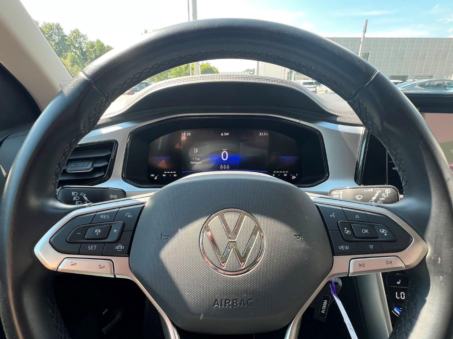 T-Roc 1.0TSI Life - NAVI*KAMERA*StHzg*ACC*APP!!!