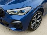 BMW X5 M50d | TV | AIR | TOP - blaue BMW X5 M50