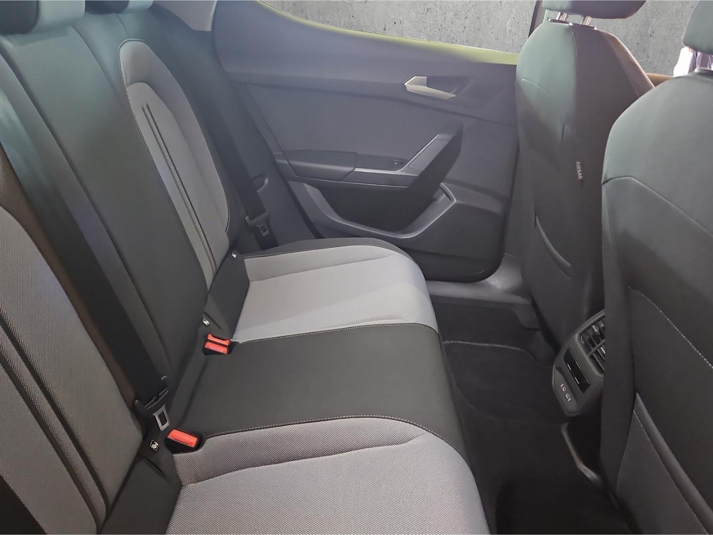 SEAT Leon Style 1.0 PDC hinten Kamerasysten SHZ, миниатюра 19