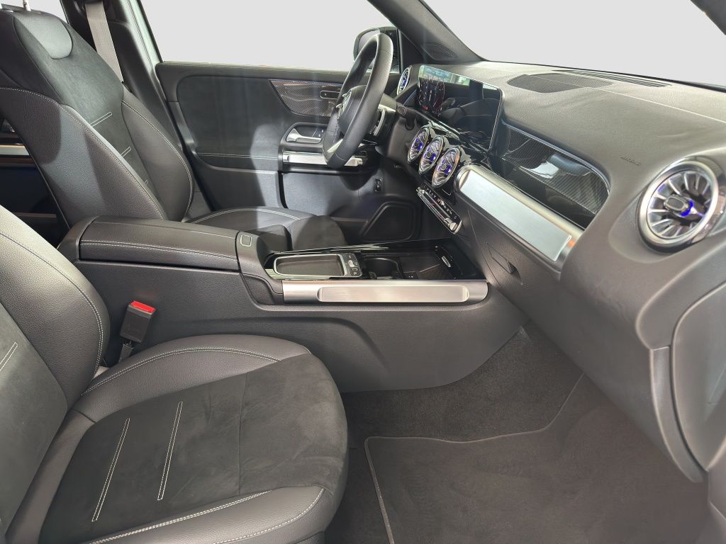 Fahrzeugabbildung Mercedes-Benz GLB 200 d AMG*NIGHT*DISTR*KEYL*KAMERA*ALARM