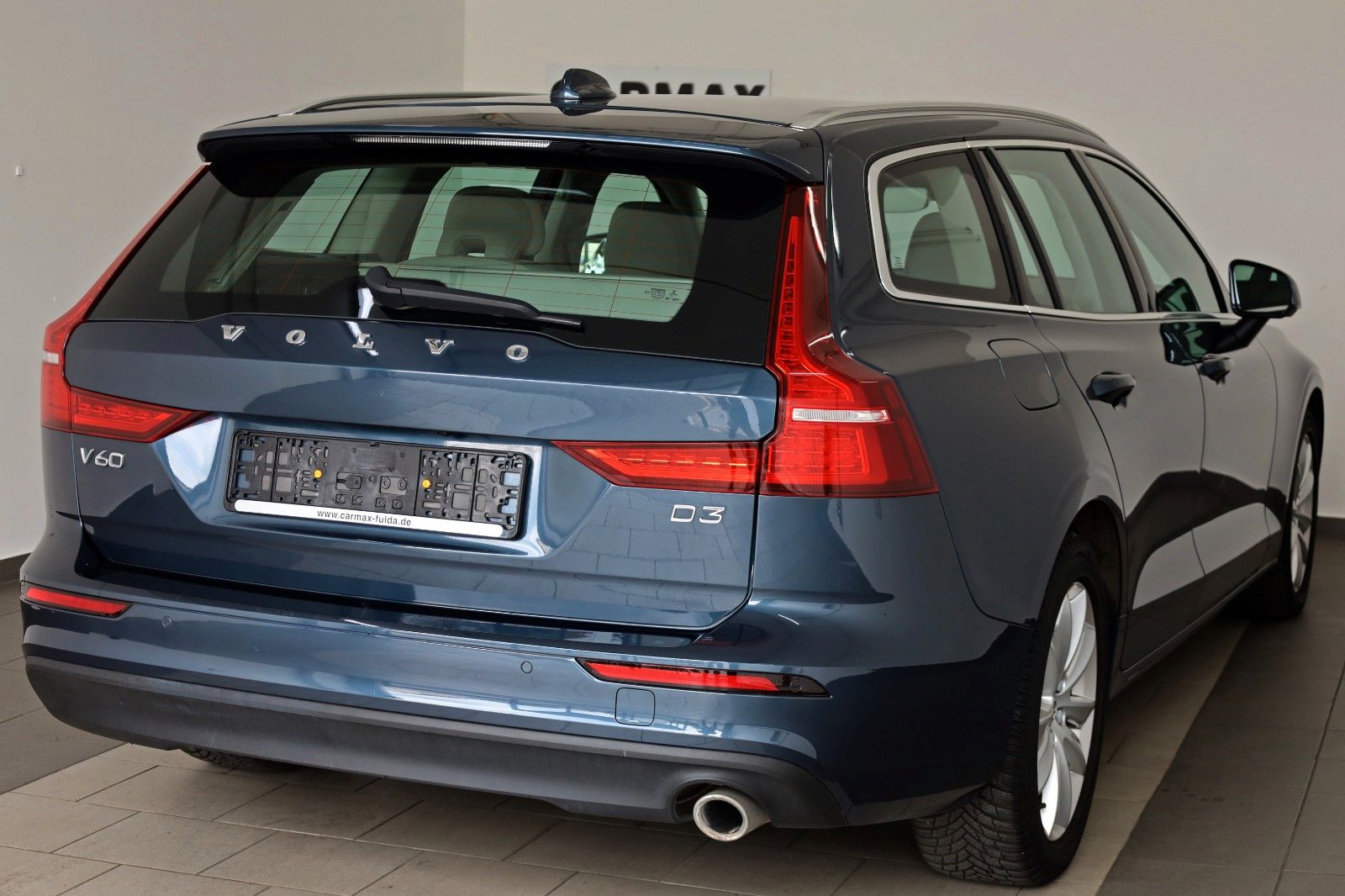 Fahrzeugabbildung Volvo V60 Kombi Momentum Pro Leder,Navi,LED,SH,Apple C