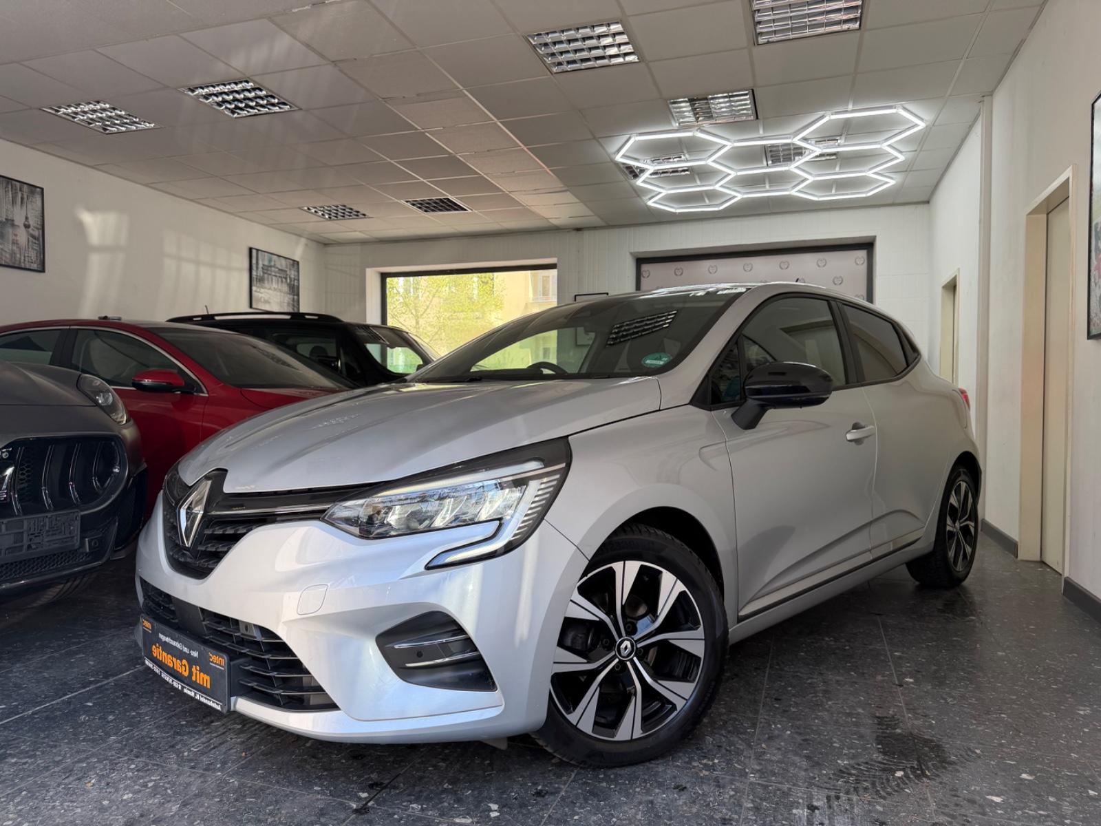 Renault CLIO EVOLUTION AUTO SP.ASS CARPLAY NAVI CAM LED