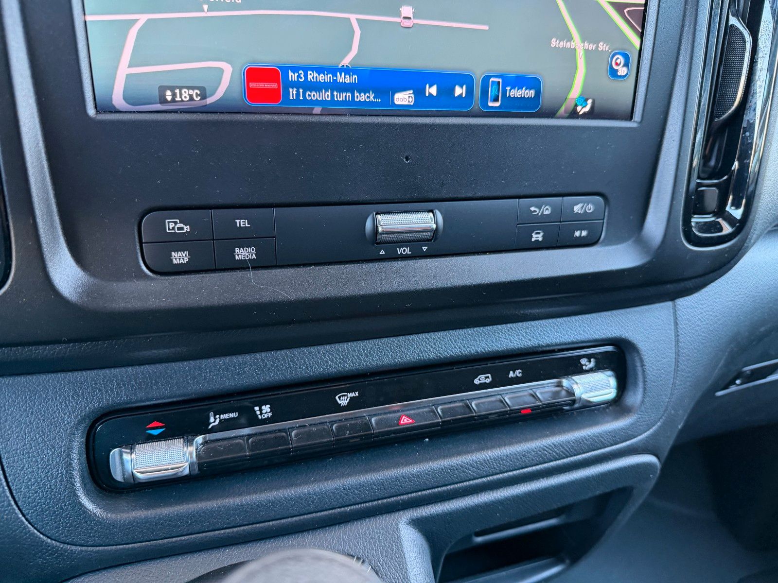 Fahrzeugabbildung Mercedes-Benz Vito 116 CDI Klima Kamera AHK Navi