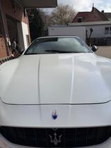 Maserati GranCabrio 4.7 V8 Sport Automatik Sport - weiße Maserati GranCabrio