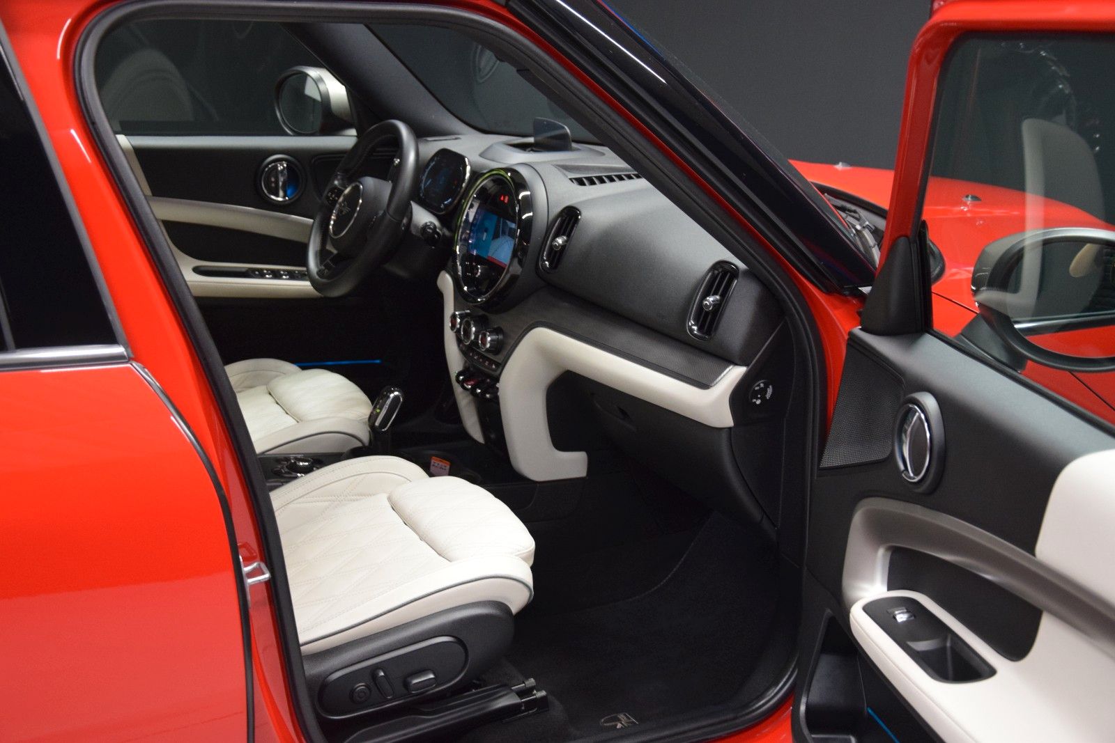 Fahrzeugabbildung MINI Countryman Cooper Yours Trim Pano ACC Memory