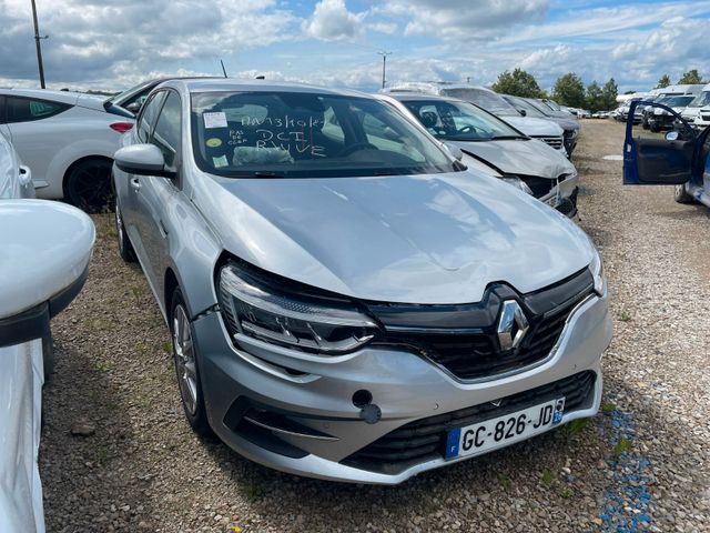 Renault Megane Mégane IV 1.5 DCiBlue 115 / GC826