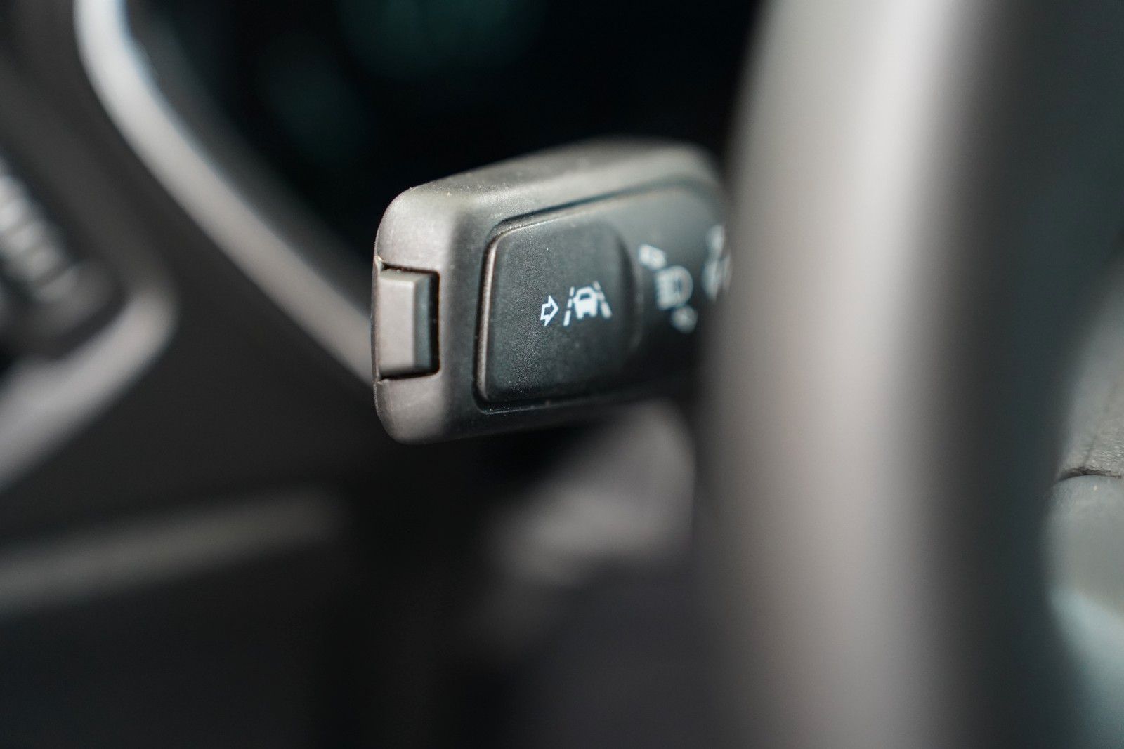 Fahrzeugabbildung Ford Focus Active X*PANO*ACC*RFK*WINTER-P.*ALLWETTER